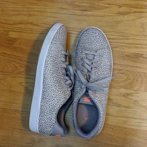 COPY - Purple Nike's